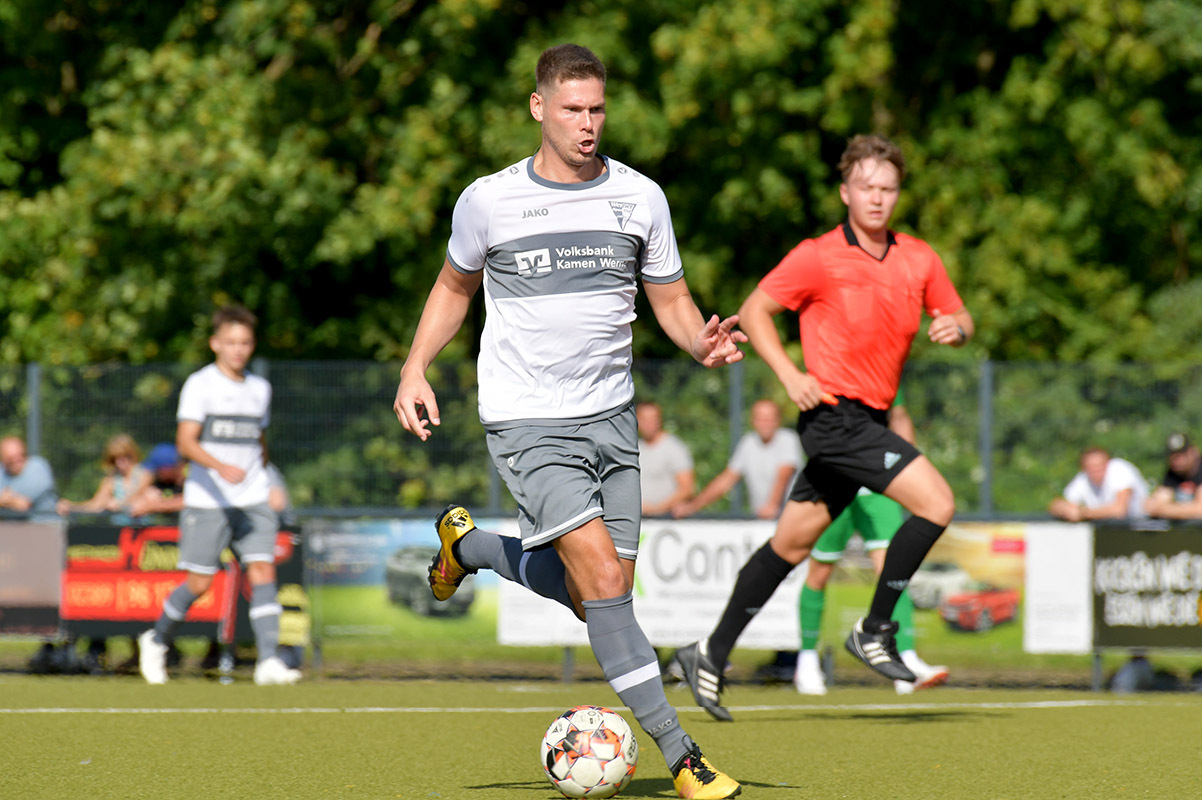 Nach elf Minuten brachen beim Tabellen-Schlusslicht die Dämme. Chris Thannheiser traf zum 1:0 für den WSC. Archivfoto: MSW