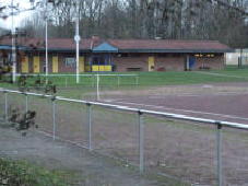 Schmuckloses Streitobjekt: Die Sportanlage am Lindert, die derzeit von den Jugend- und Senioren-Mannschaften des Werner SC genutzt wird. 